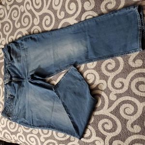Lee Jeans